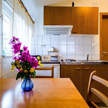 Apartments Mani โตรกีร์ ภายนอก รูปภาพ