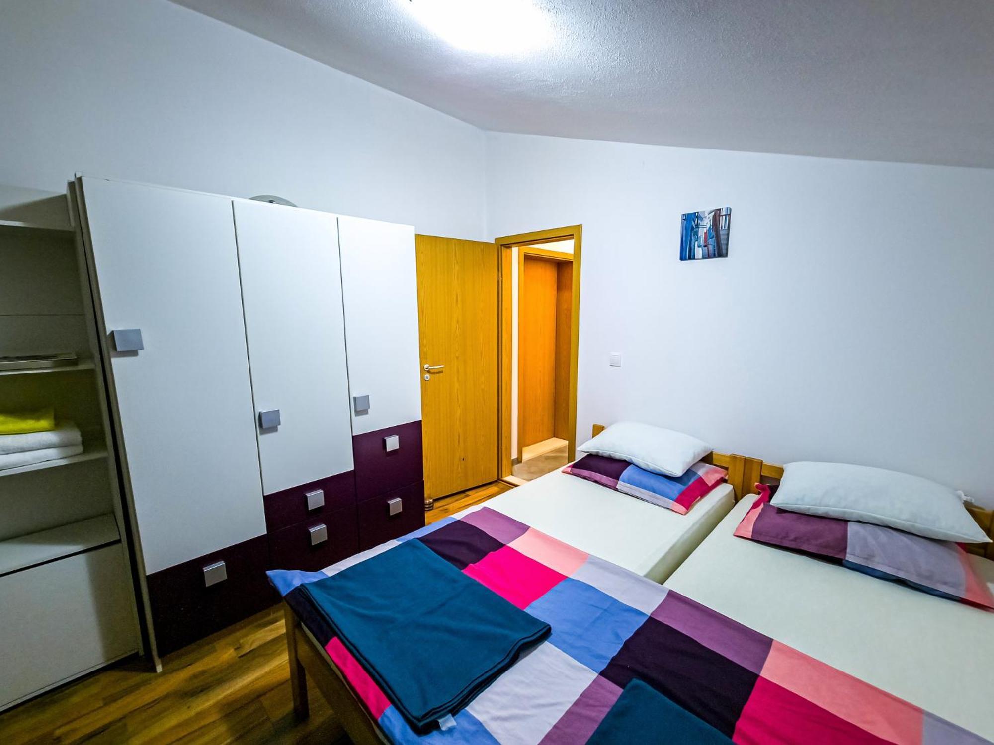 Apartments Mani โตรกีร์ ภายนอก รูปภาพ