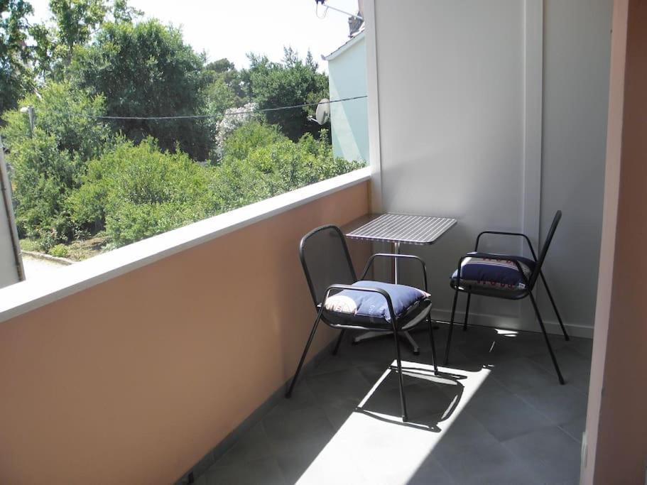 Apartments Mani โตรกีร์ ภายนอก รูปภาพ